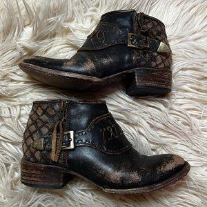 Freebird Grand Distressed Leather Ankle Boots Size 7